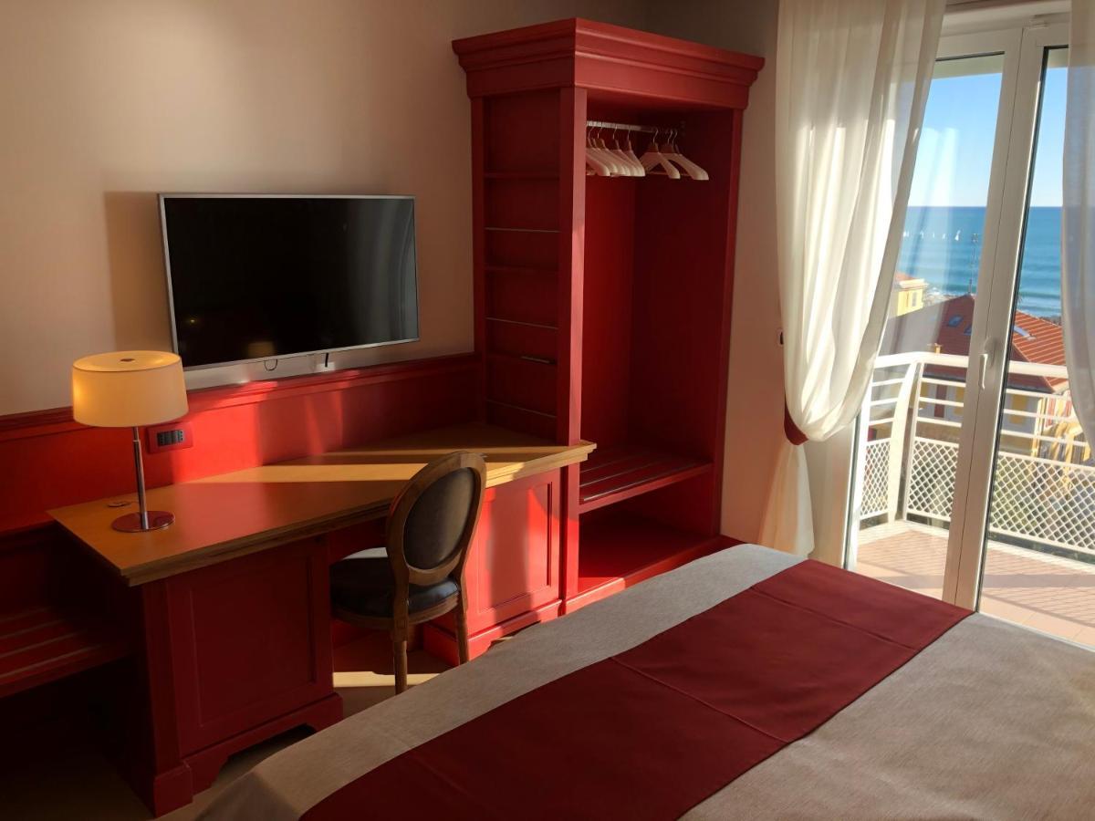 Hotel Mh 3*